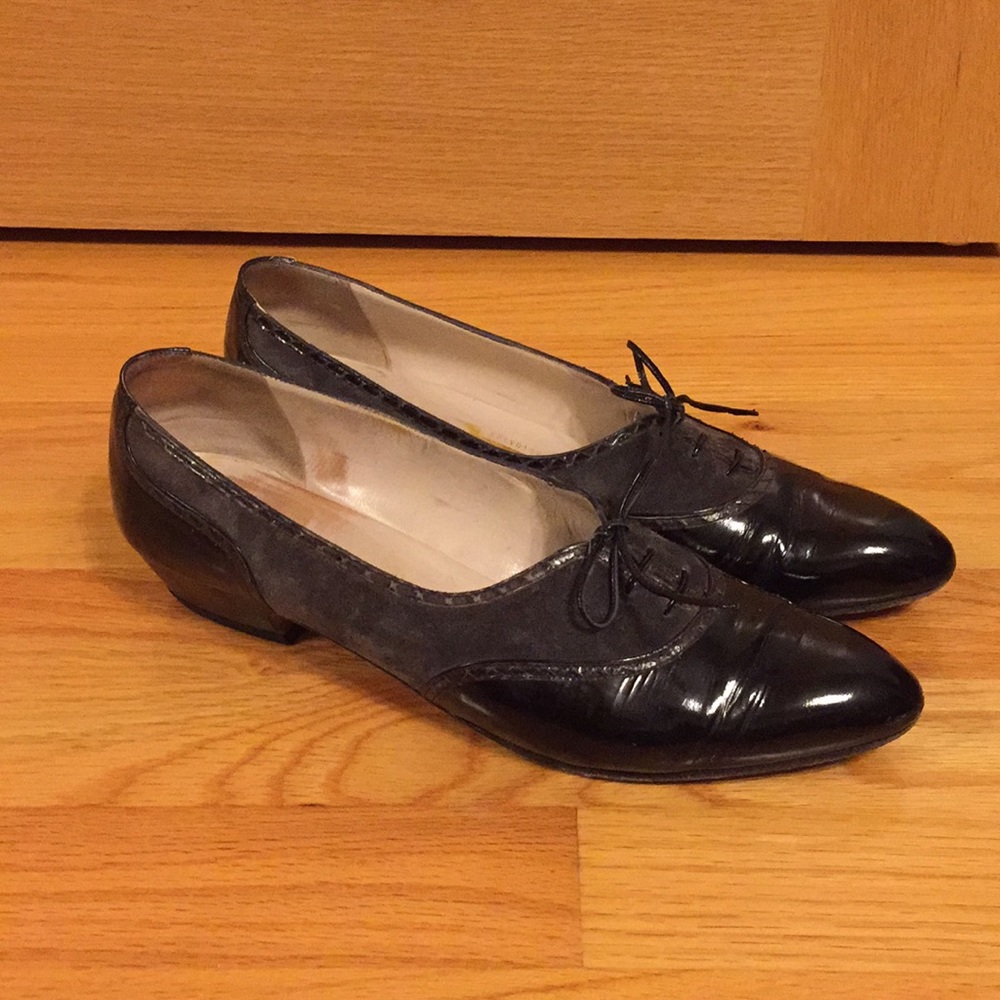 Vintage Salvatore Ferragamo leather lace up heels